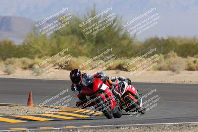 media/Oct-08-2022-SoCal Trackdays (Sat) [[1fc3beec89]]/Turn 10 (945am)/